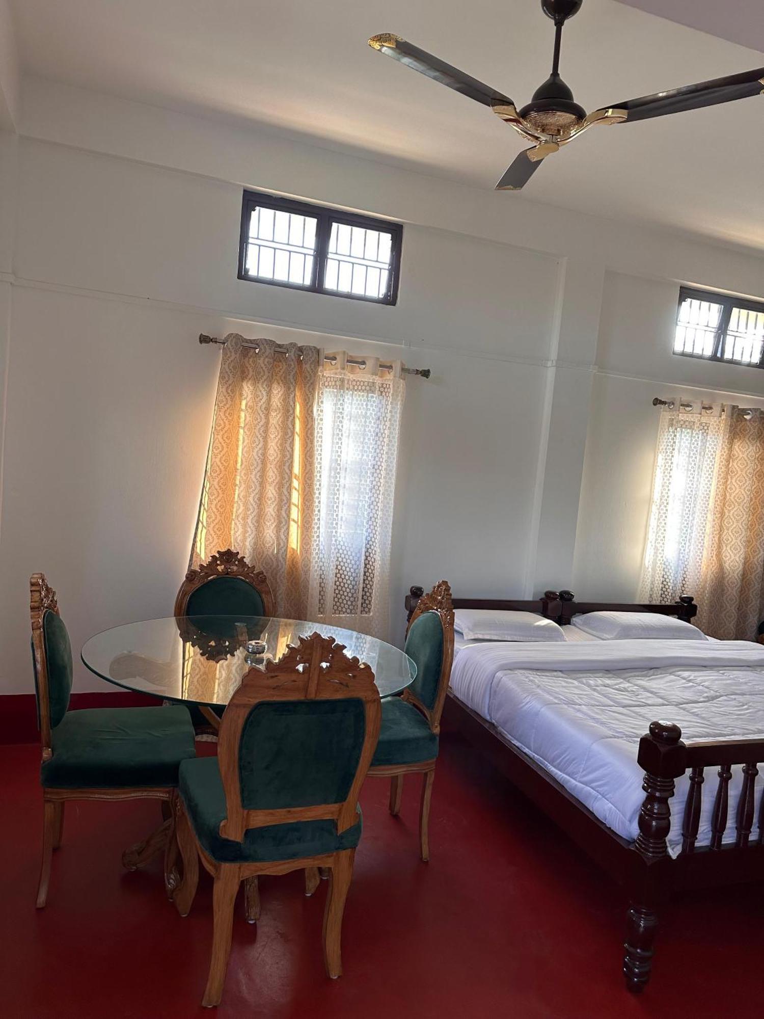Protibha Homestay Sivasagar Buitenkant foto